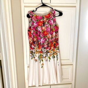 New Gabby Skye Floral Sleeveless Dress